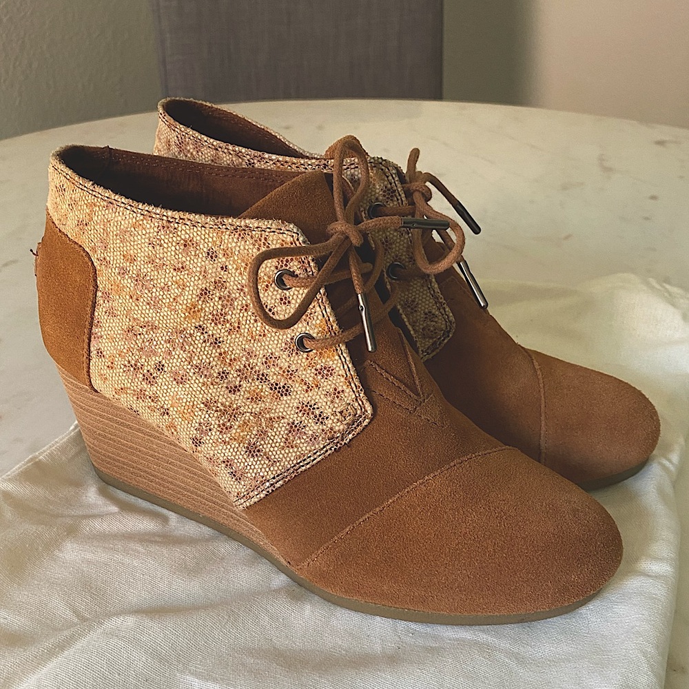 Toms Desert Wedge Sienna Brown Wedge Booties